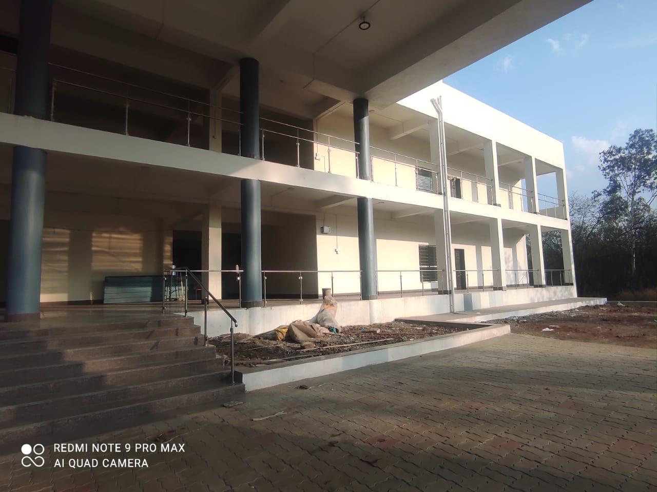 Dr G. G. Jadhav Adhyasan Kendra – interior